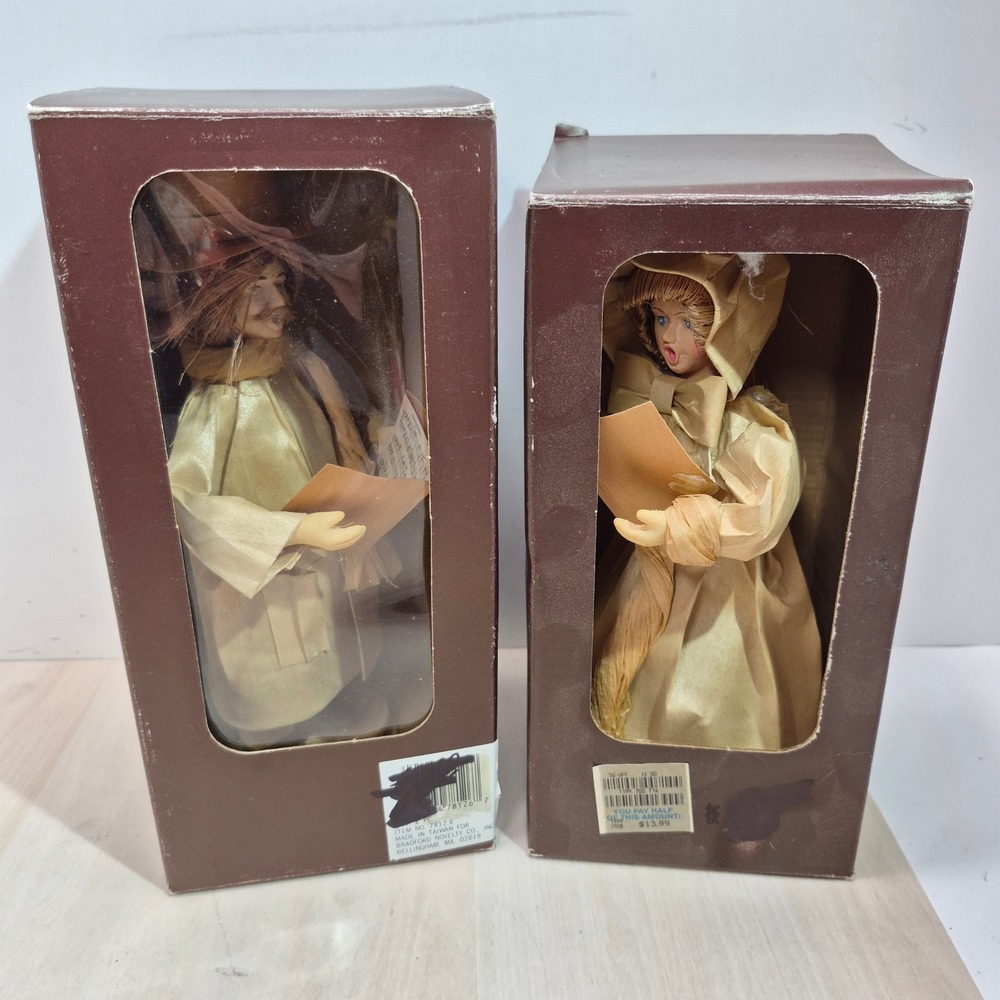 Vintage Bradford Novelty Corn Husk Christmas Carolers Figures Set of 2 7812-6